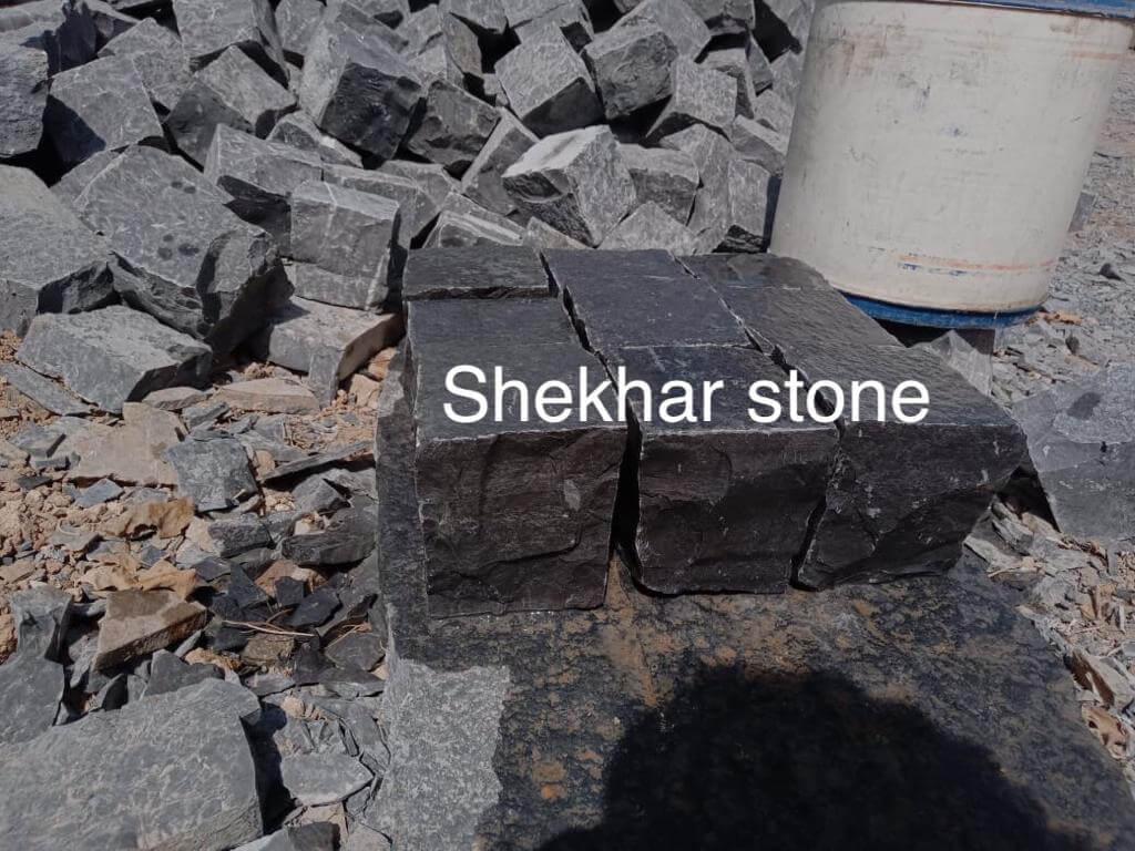 Cobblestone pavers 2 cobblestone in red color